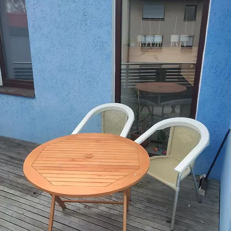 Apartment 2br, 4 Beds, Tv, Kitchen & Free Parking Eschenbach in der Oberpfalz